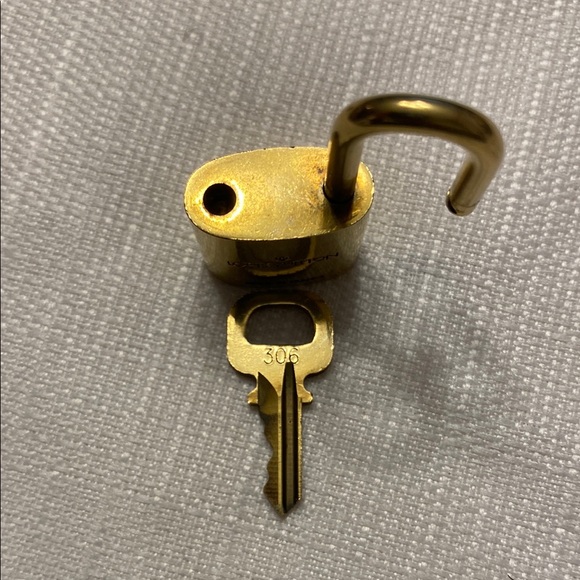 Louis Vuitton Gold Padlock & 1 Key #306 - Picture 6 of 6